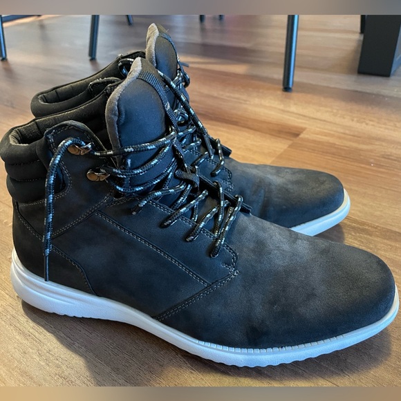 Kenneth Cole Men's Nio Boots - Picture 1 of 4